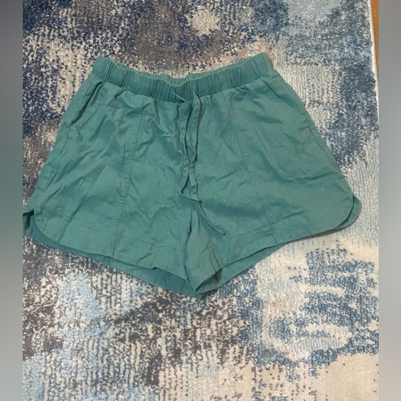 Universal Thread Pants - Universal Thread Green Cotton Drawstring Shorts- Size M